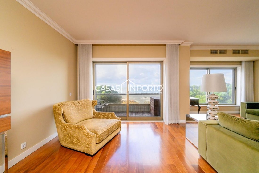 Apartment in Cedofeita, Santo Ildefonso, Se, Miragaia, Sao Nicolau e Vitoria, Porto District, Portugal 5 - 15066925