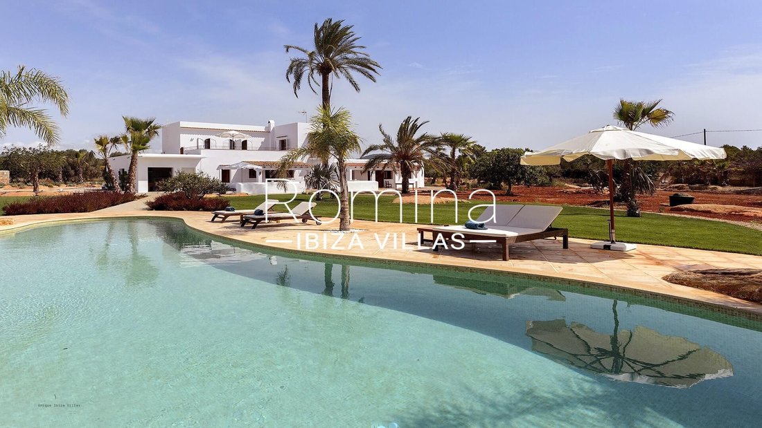Villa in Santa Eularia des Riu, Balearic Islands, Spain 1 - 15069211
