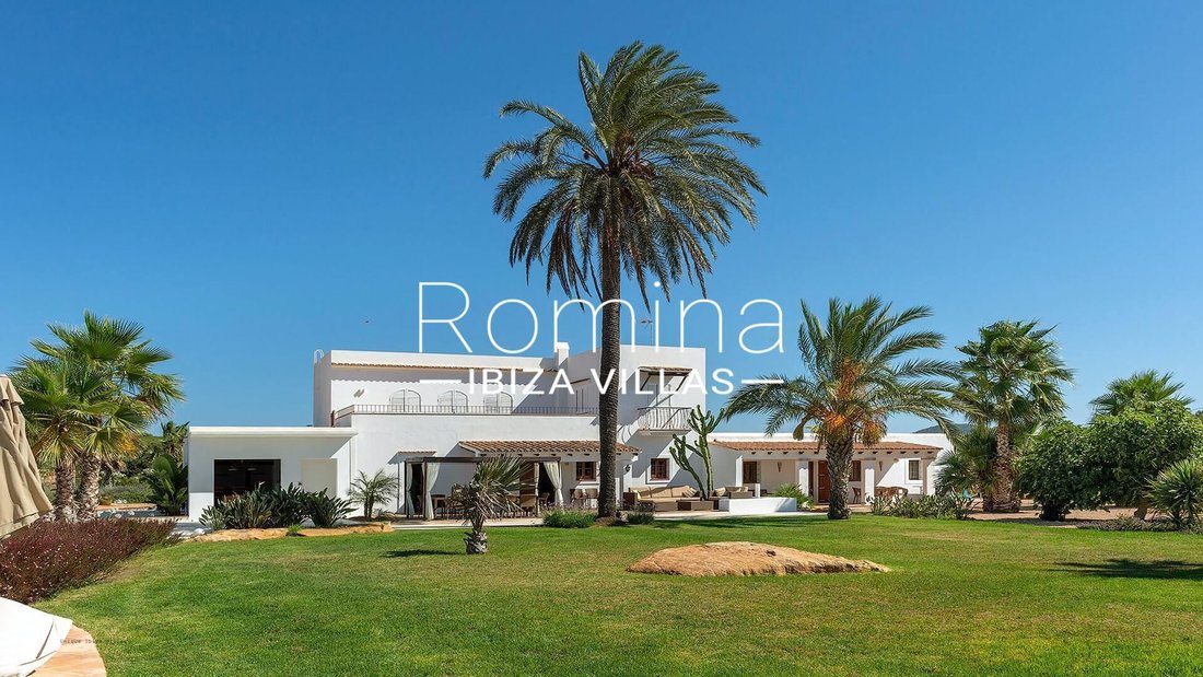 Villa in Santa Eularia des Riu, Balearic Islands, Spain 3 - 15069211