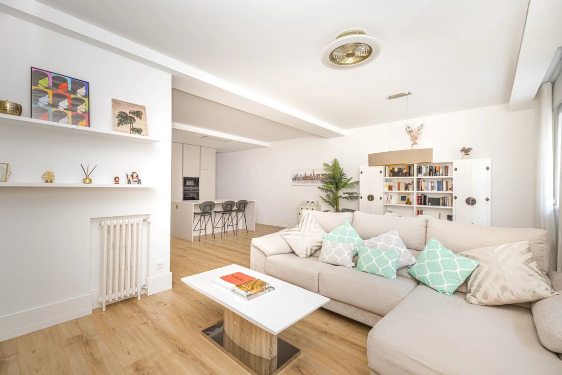 Apartment in Barrio Salamanca, Community of Madrid, Spain 3 - 15069947