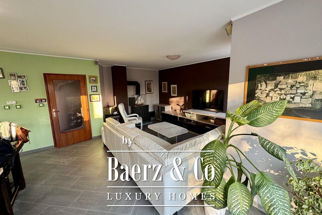 Townhouse in Mjesni odbor Srdoci, Grad Rijeka, Primorje-Gorski Kotar County 2 - 15070839