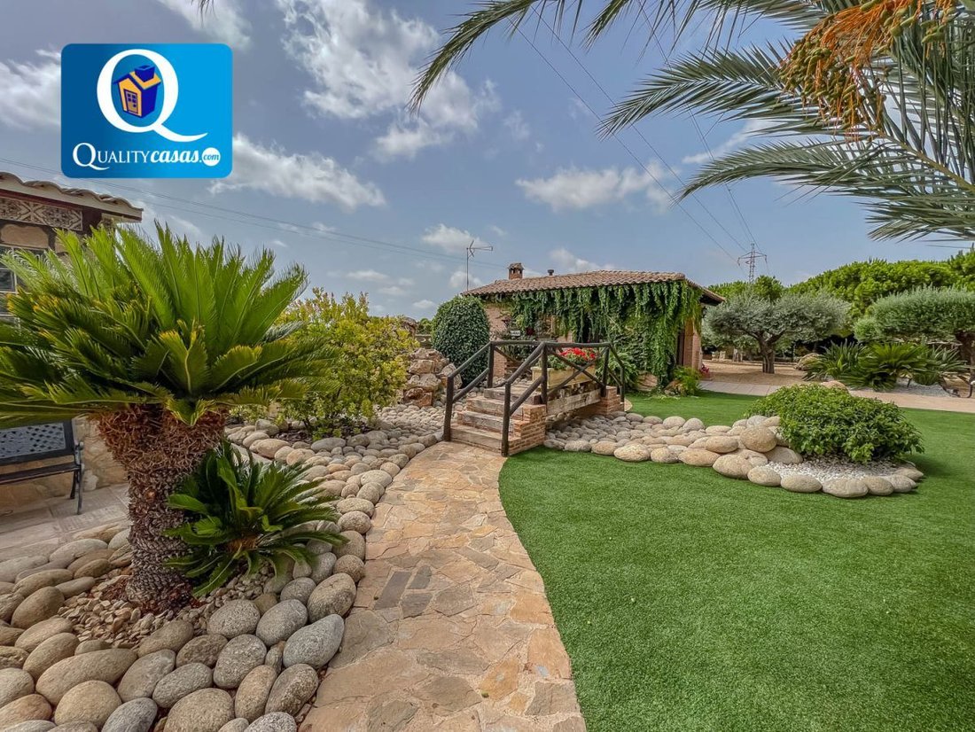 Villa in Sant Vicent del Raspeig, Valencian Community, Spain 2 - 15071222