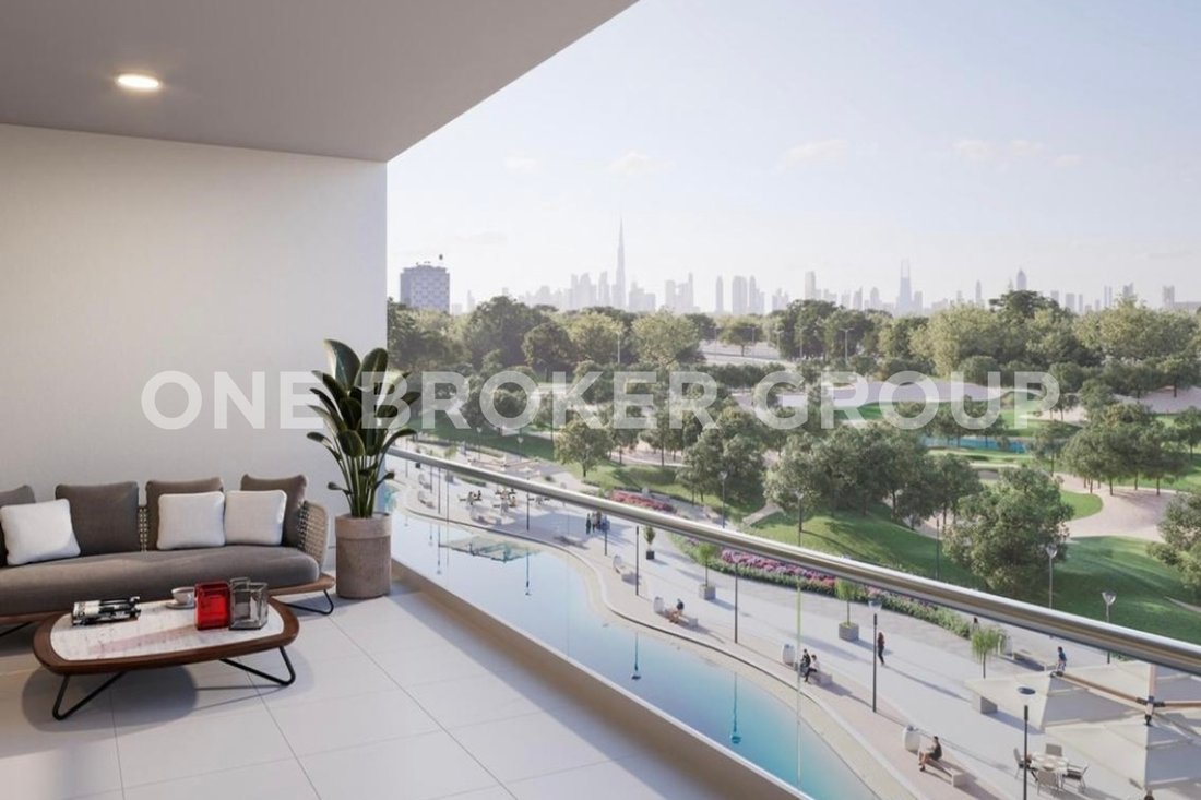 Apartment in Dubai, United Arab Emirates 2 - 15070143