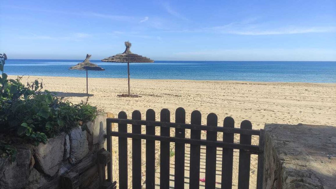 Villa in M'diq, Tangier-Tétouan-Al Hoceima, Morocco 1 - 15069486