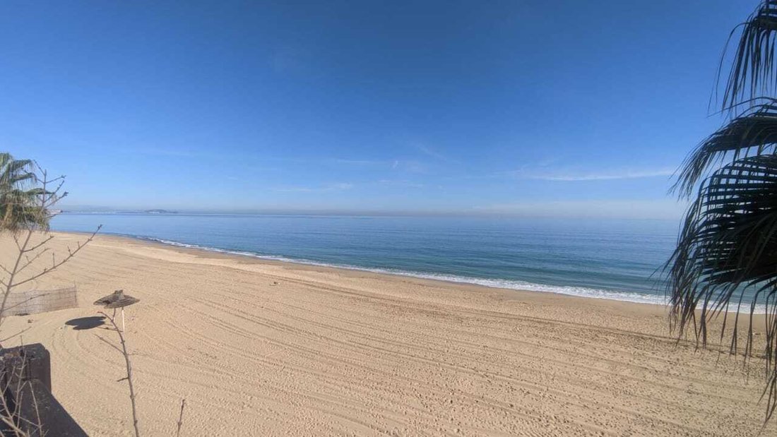 Villa in M'diq, Tangier-Tétouan-Al Hoceima, Morocco 2 - 15069486