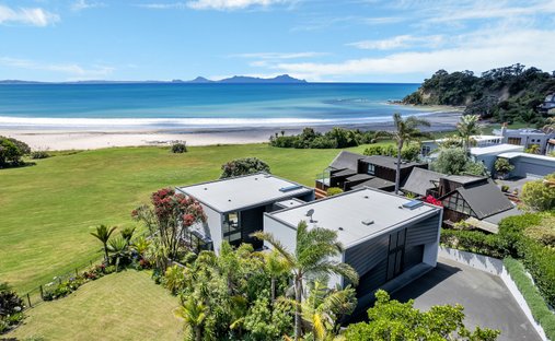 House in Langs Beach, Northland, New Zealand 1