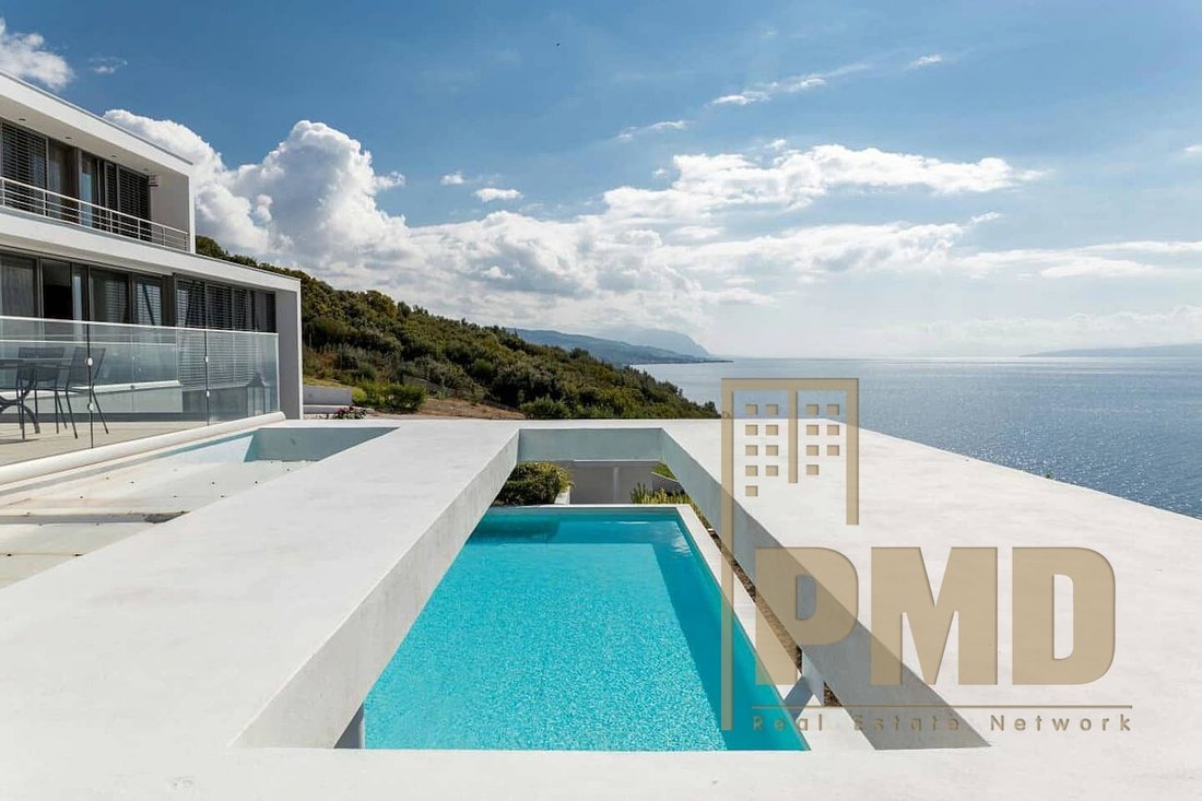 Villa in Istiaia-Aidipsos, Thessaly and Central Greece, Greece 4 - 15071663
