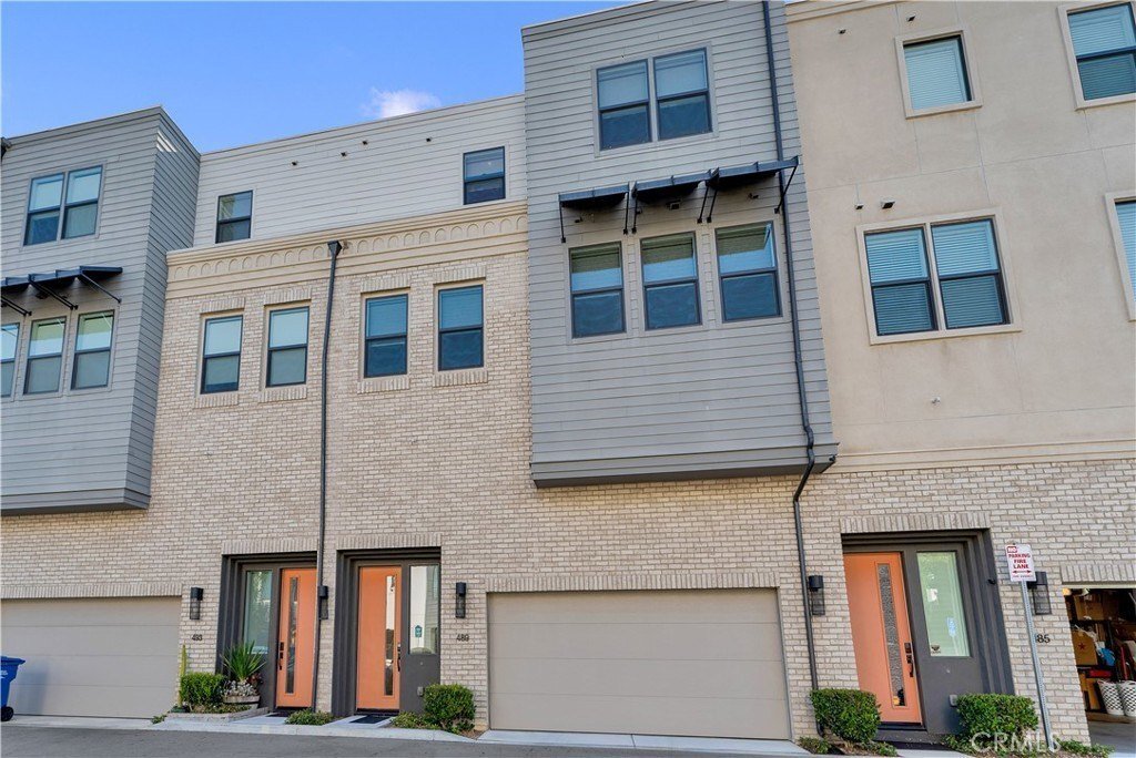 Condo in Covina, California, United States 1 - 15072585