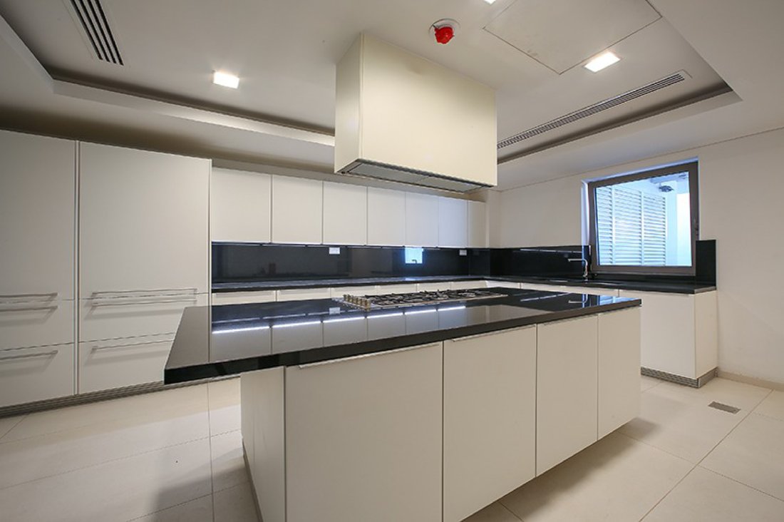 Villa in Palm Jumeirah, Dubai, United Arab Emirates 4 - 15072597