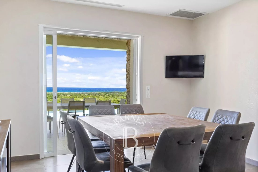 Villa in Ventiseri, Corsica, France 2 - 15074504