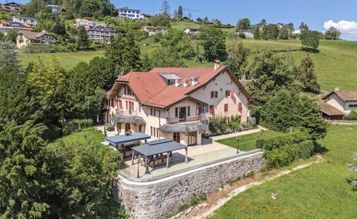 House in Montreux, Vaud, Switzerland 1