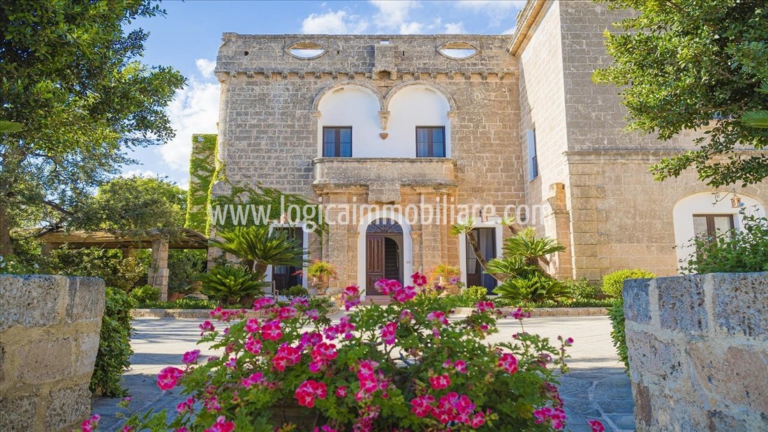 Villa in Italy 2 - 15073266