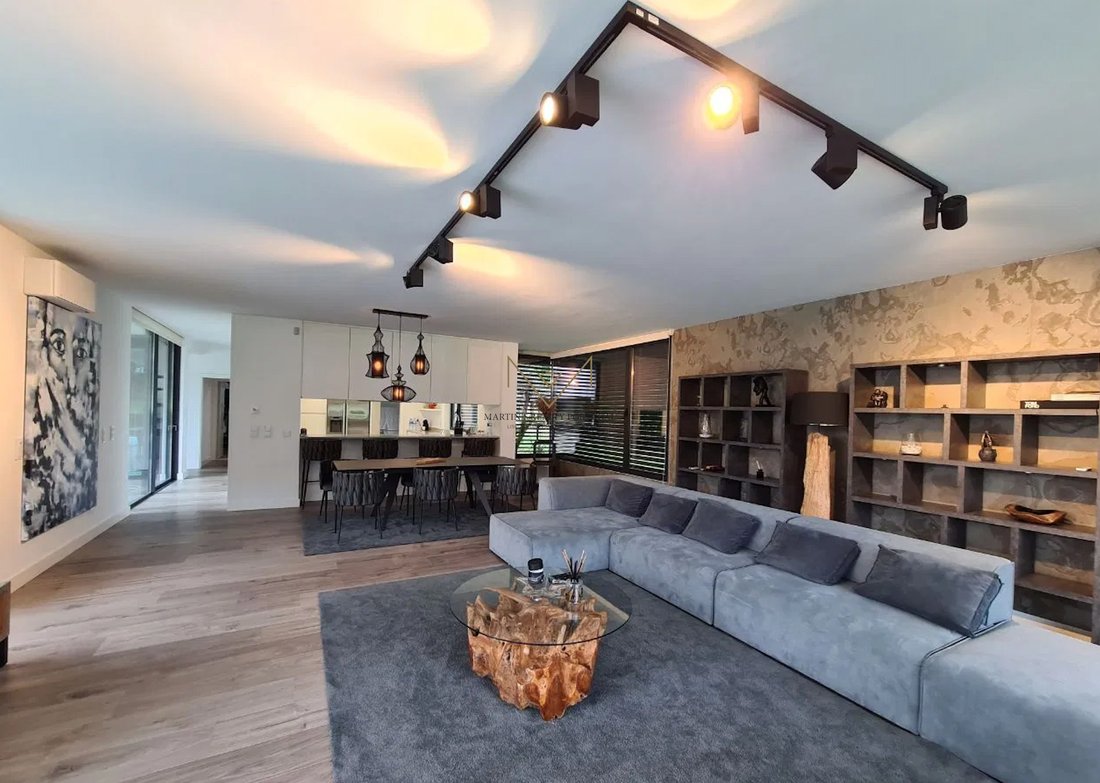 Villa in Aroeira, Charneca de Caparica e Sobreda, Portugal 2 - 15077331