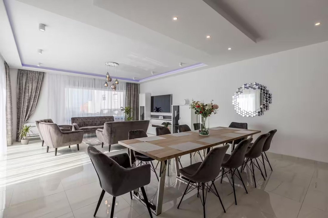Villa in Kastel Sucurac, Split-Dalmatia County, Croatia 5 - 15075280