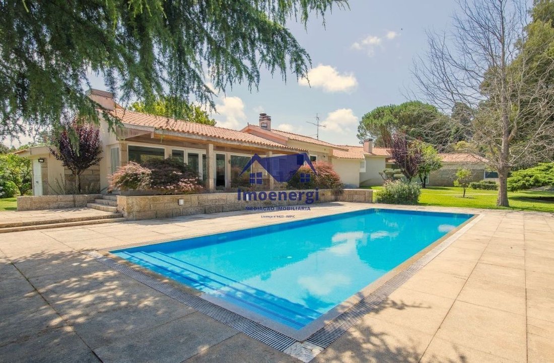 Villa in Vilar de Pinheiro, Porto District, Portugal 1 - 15042939