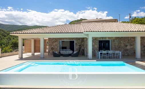 Villa à Ventiseri, Corse, France 1