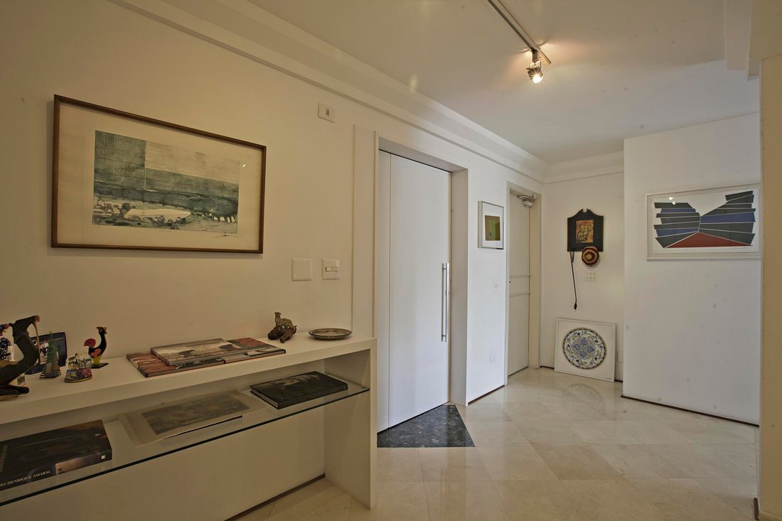 House in São Paulo, State of São Paulo, Brazil 2 - 1428022