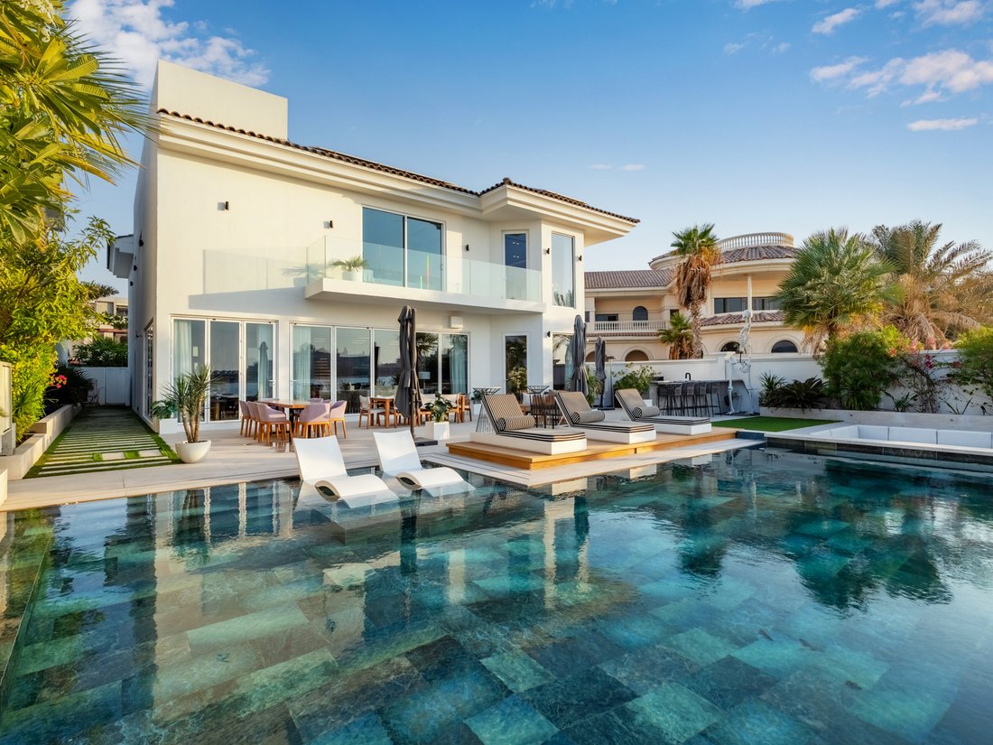 Villa in Palm Jumeirah, Dubai, United Arab Emirates 1 - 15074452