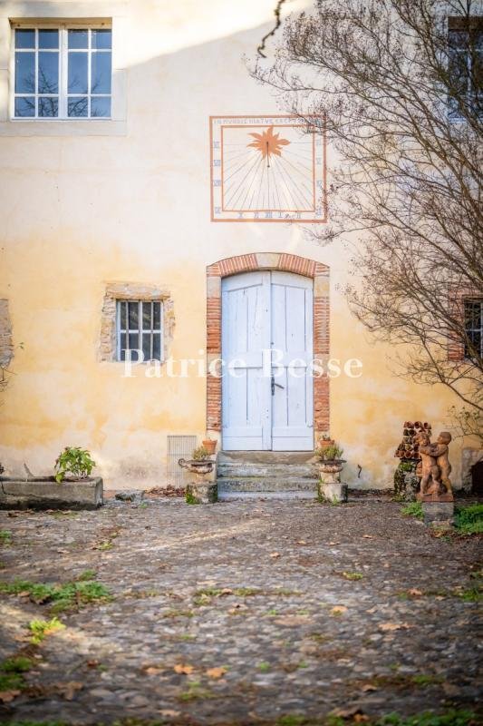 Le Rêve Ariégeois: A 16th-Century Château Whispering Along the River’s Edge