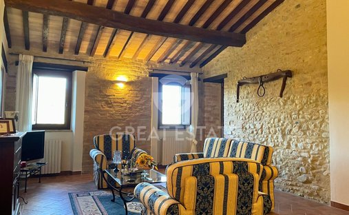 Castle for Sale in Montefalco, Umbria, Italy