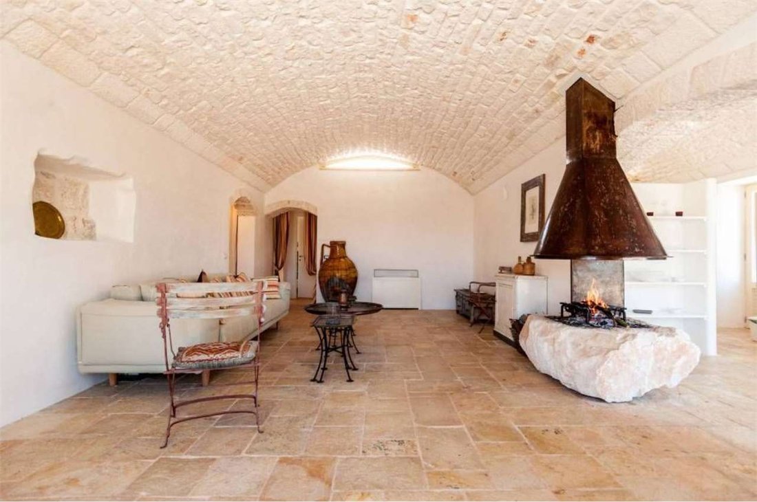 Ceglie Messapica, Apulia, Italy 2 - 15074693