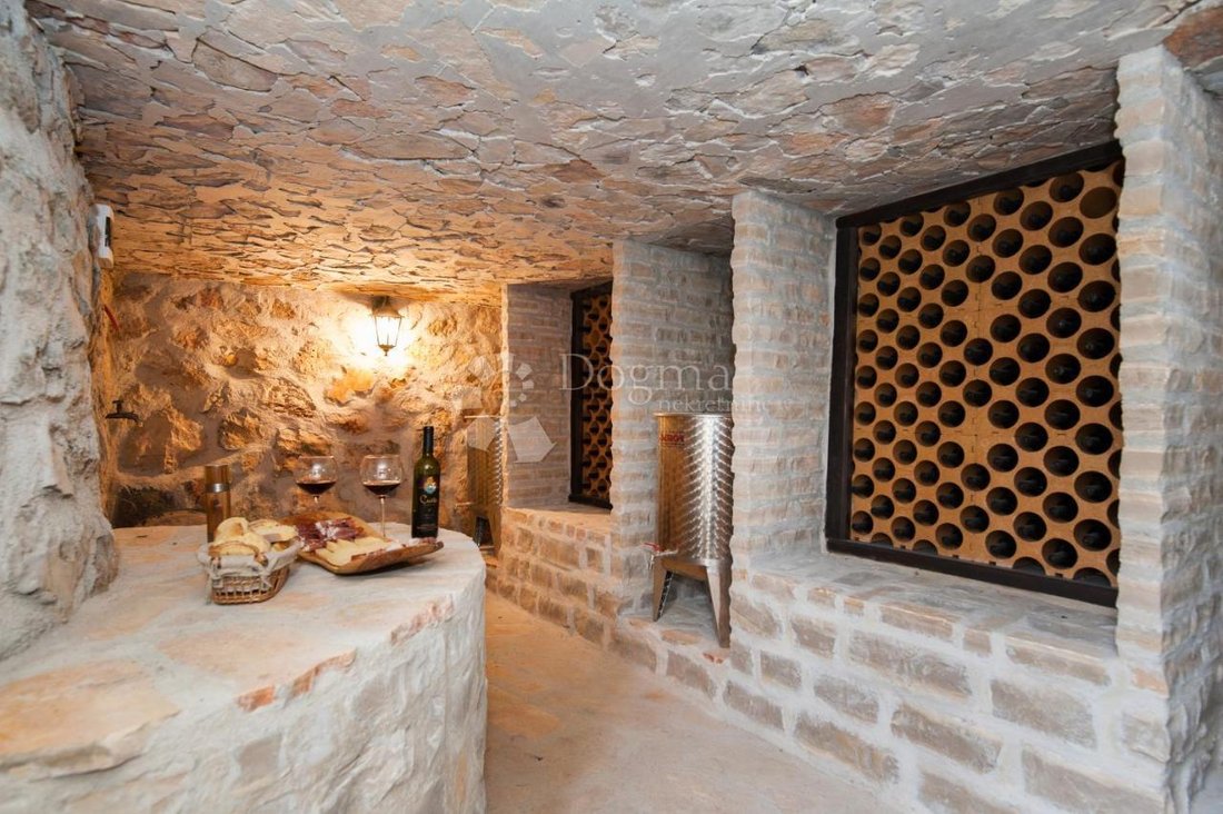 House in Milna, Split-Dalmatia County, Croatia 4 - 15074414