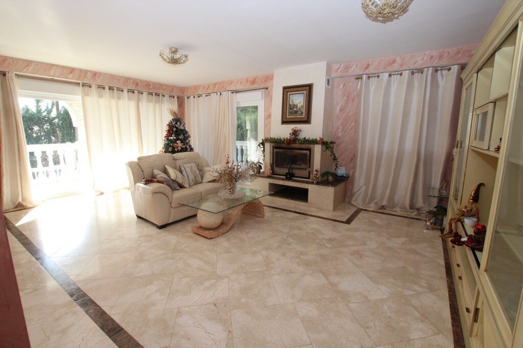 Villa in Elviria-Cabopino, Marbella, Spain 3 - 15075164