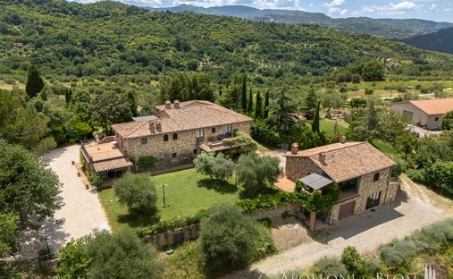 Maisons de campagne à Seggiano, Toscane, Italie 1
