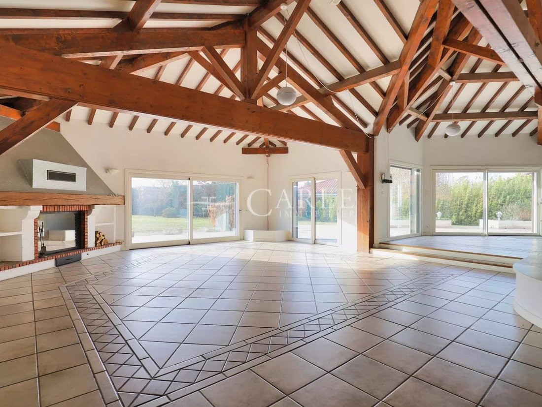 Villa in Genas, Auvergne-Rhône-Alpes, France 2 - 15074370