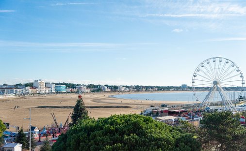Apartamento en Zone Industrielle et Commerciale, Royan, Francia 1