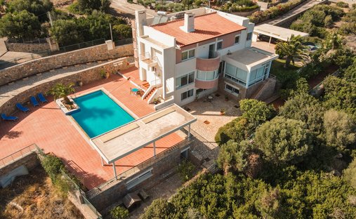 Villa in Community of Agios Nikolaos, Agios Nikolaos, Greece 1