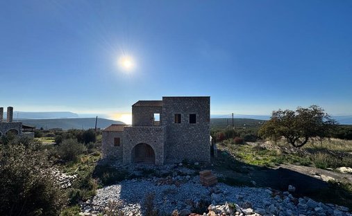 Villa in Oitylos, Peloponnese, Western Greece and the Ionian, Greece 1