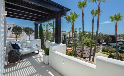 Penthouse in Golden Mile, Andalusia, Spain 1
