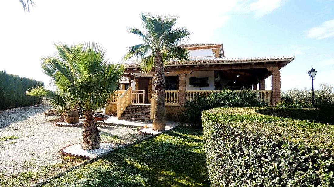 Villa in Moraleda de Zafayona, Andalusia, Spain 2 - 15074806