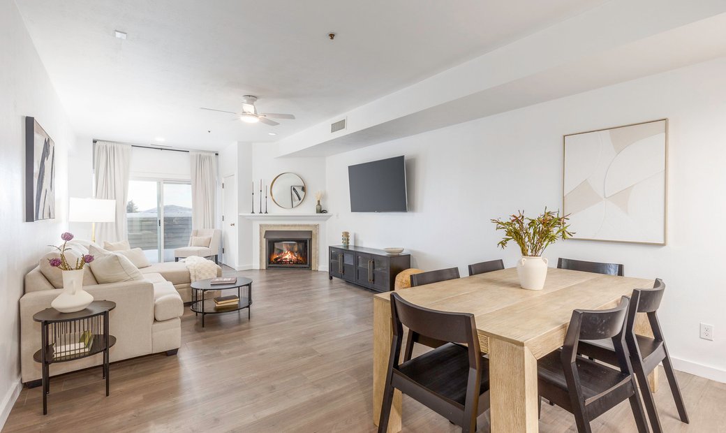Ski Resort Condominiums With Private Deck Reference: Updated Condo With Ski In Ski Out Access To In