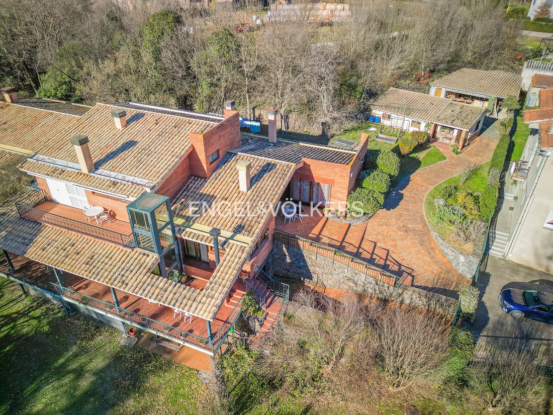 House in Sant Joan les Fonts, Catalonia, Spain 3 - 15076851