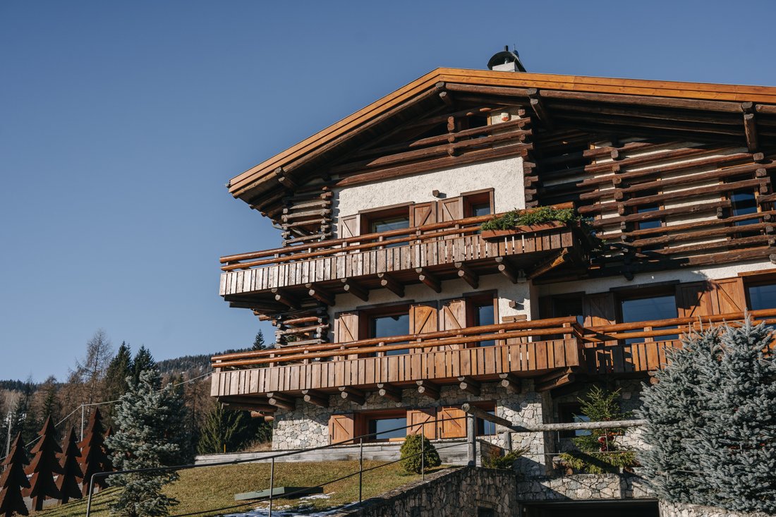 Villa in Cortina d'Ampezzo, Veneto, Italy 1 - 14980025