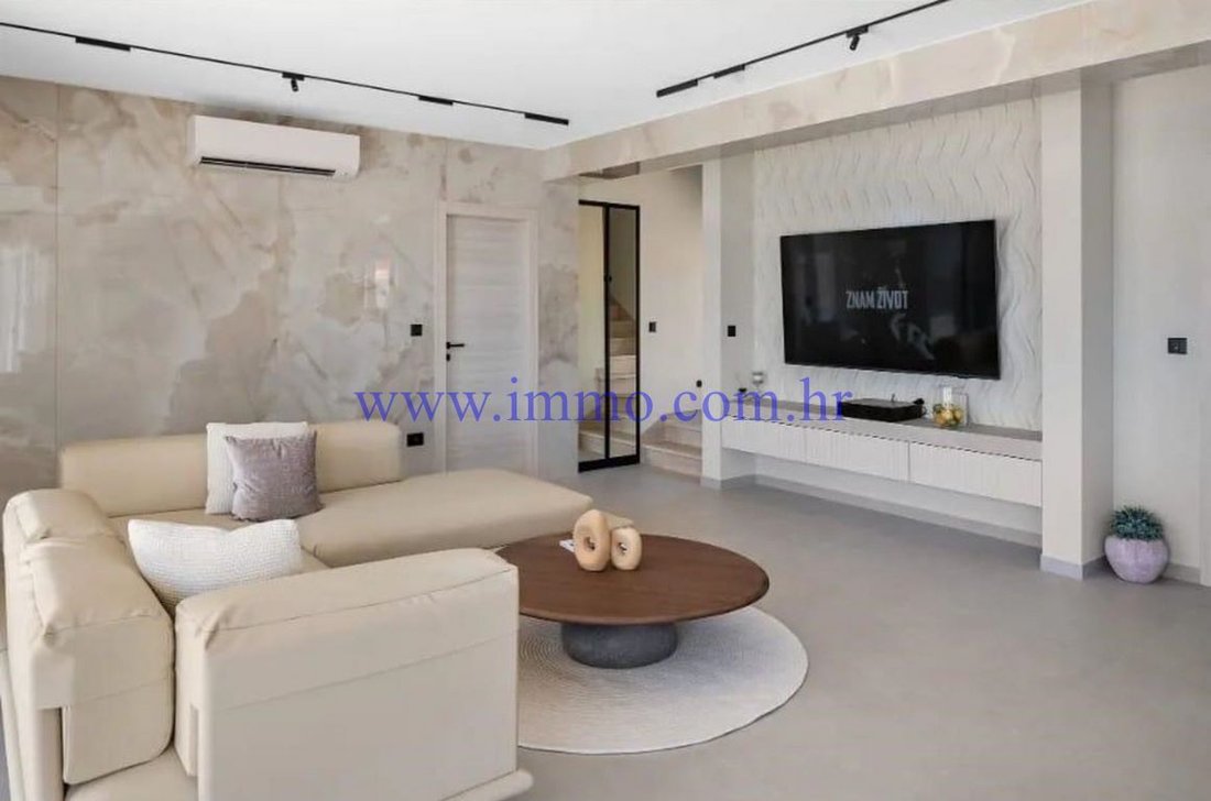 Villa in Gradski kotar Grad, Split, Split-Dalmatia County 4 - 15080607