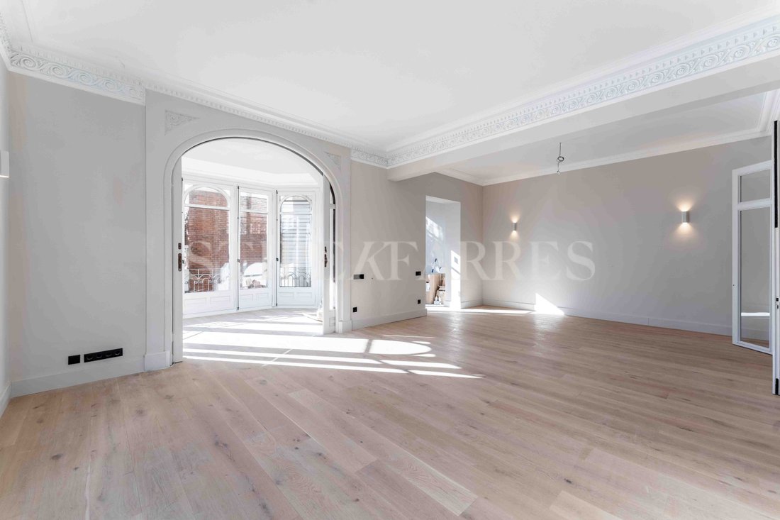 Apartment in Sarrià-Sant Gervasi, Barcelona, Spain 4 - 15080568