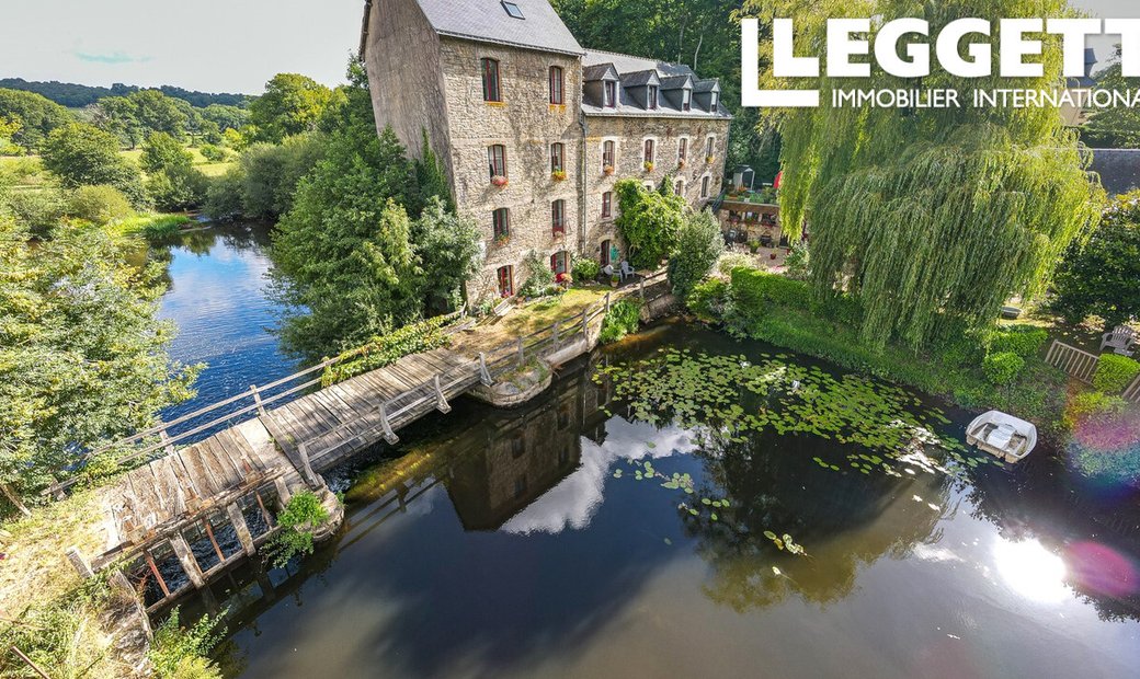 30-km-vannes-superb-18th-century-millhouse-and-in-bohal-brittany