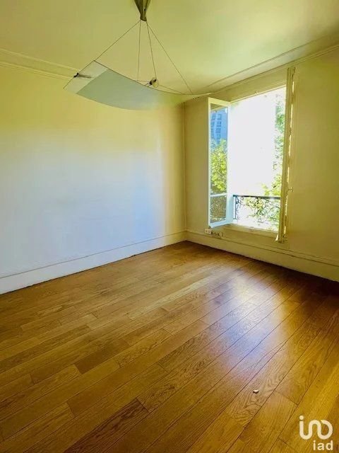 Montreuil, Île-de-France, France 3 - 15084086