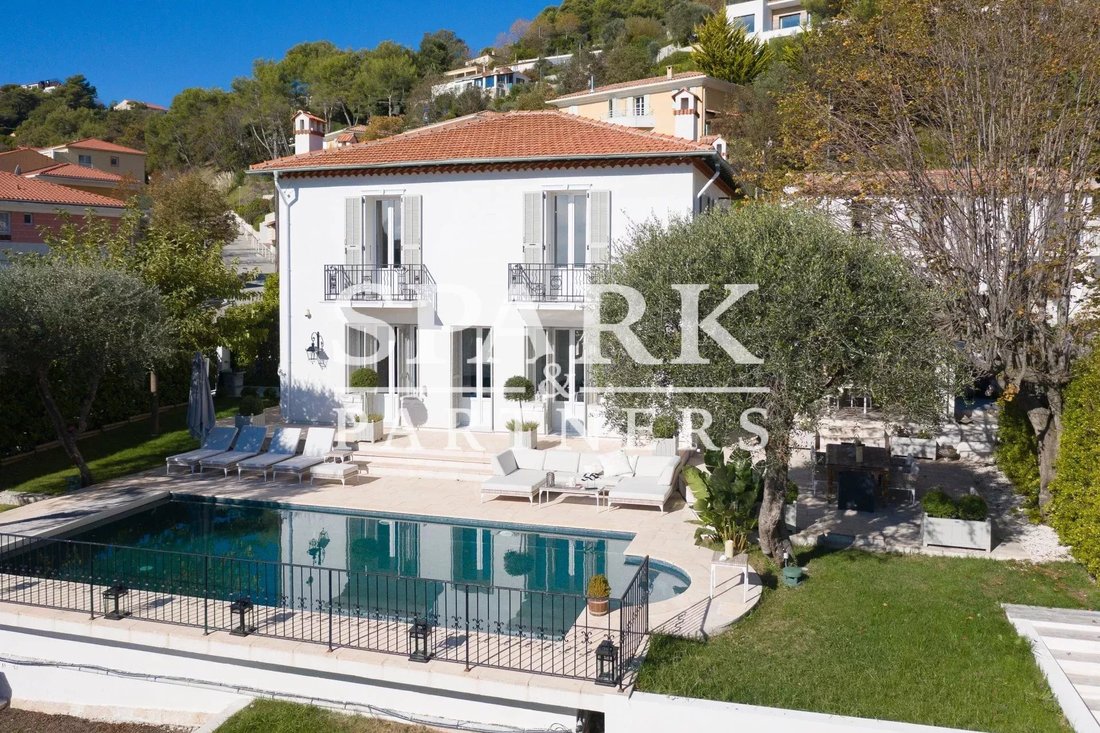 Villa in Èze, Provence-Alpes-Côte d'Azur, France 5 - 15078421
