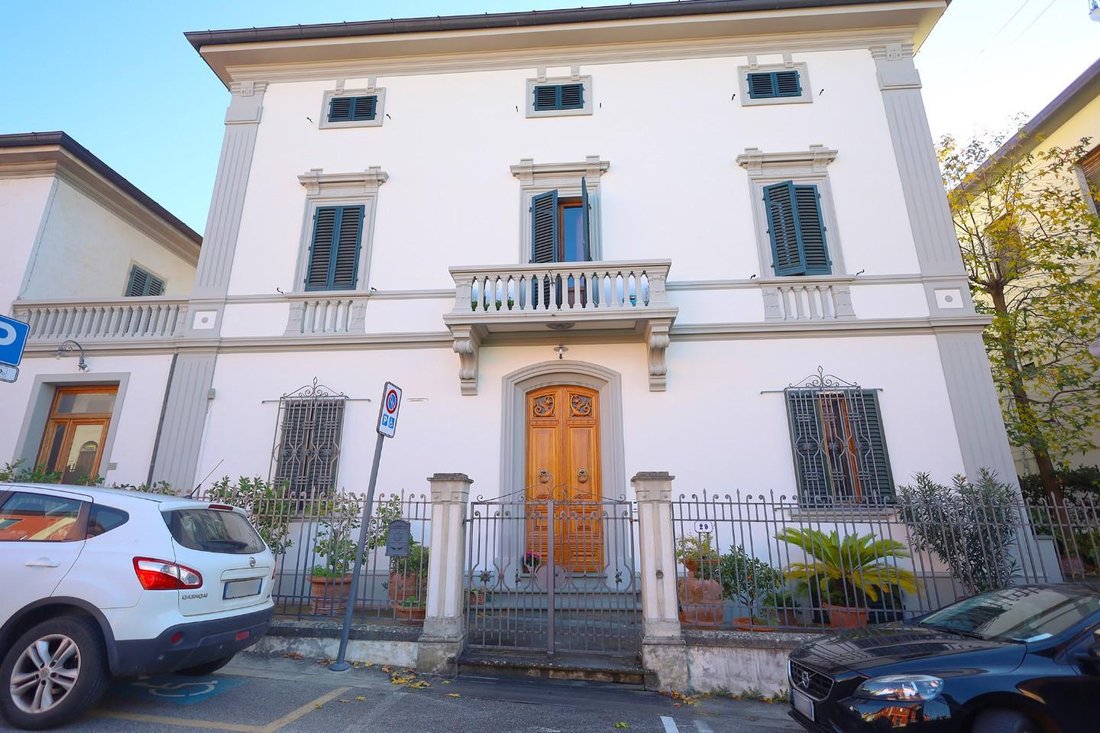 Villa in Center, Vinci, Tuscany 1 - 15037090