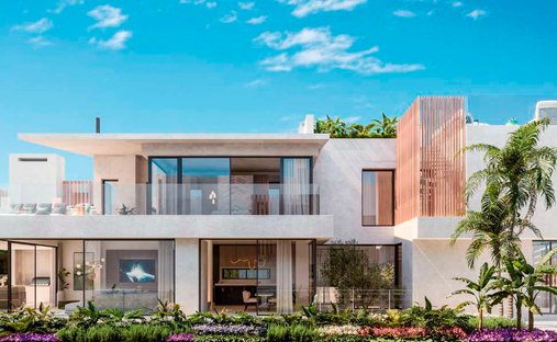 Villa in Fuengirola, Andalusia, Spain 1