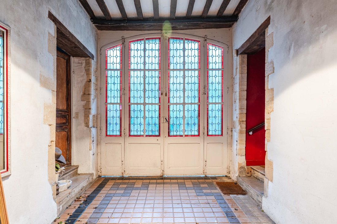 House in Bayeux, Normandy, France 3 - 15082814