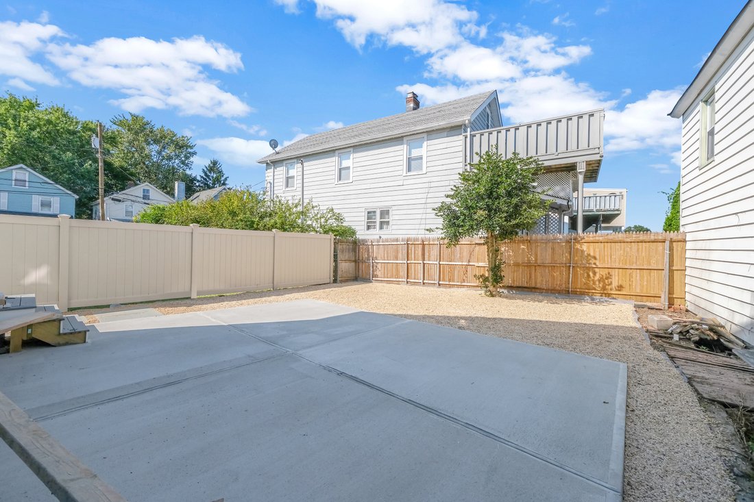 Apartment in Upper Brookville, New York, United States 5 - 15078921