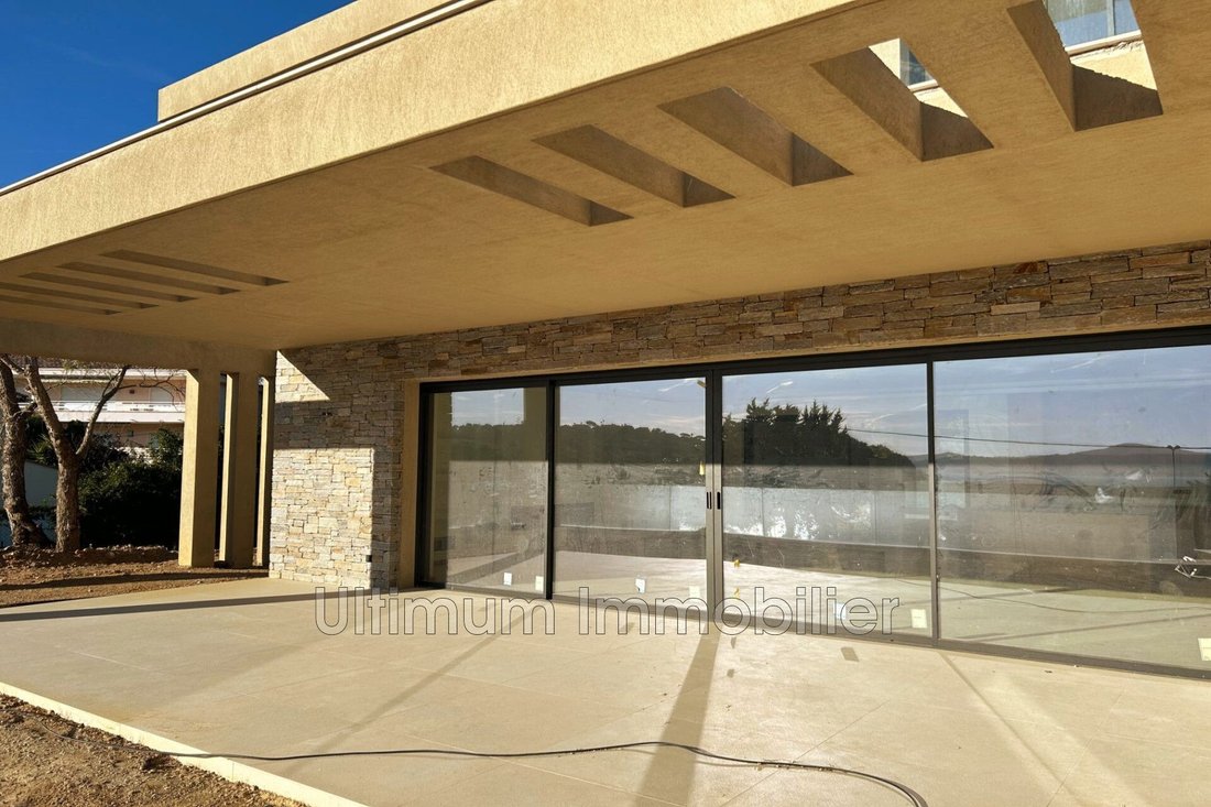 Villa in Ville-Les Saquedes-Le Bouillonnet, Sainte-Maxime, France 5 - 14966920
