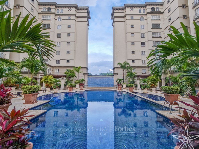 Apartment in Escazu, San José Province, Costa Rica 2 - 15081646