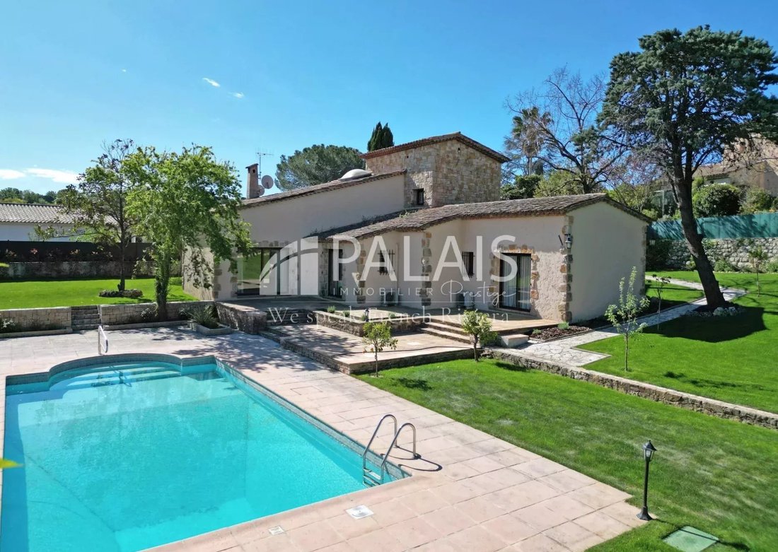 Villa in Valbonne, Provence-Alpes-Côte d'Azur, France 2 - 14461773