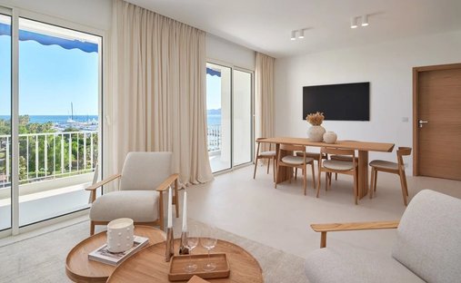 Apartment in Saint Nicolas, Cannes, France 1